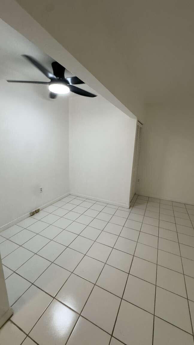51 Edgewater Drive 4