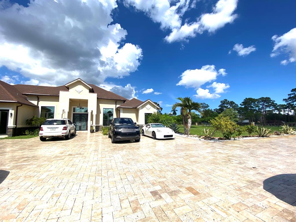 PALM BEACH FARMS CO 3 - Residential