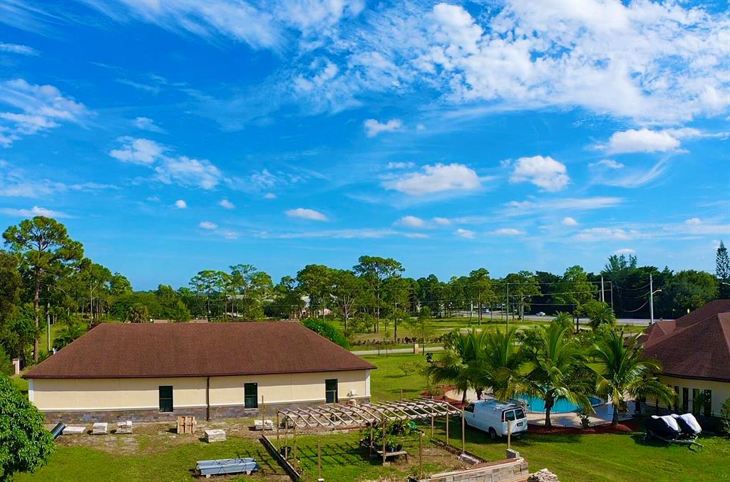 PALM BEACH FARMS CO 3 - Residential