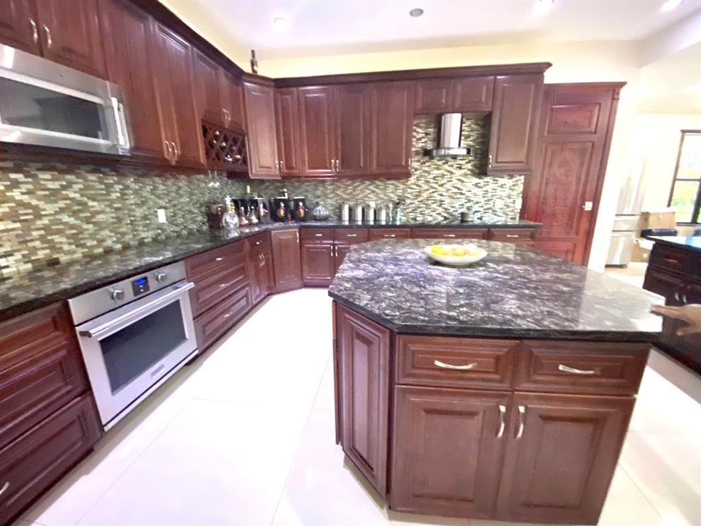 PALM BEACH FARMS CO 3 - Residential