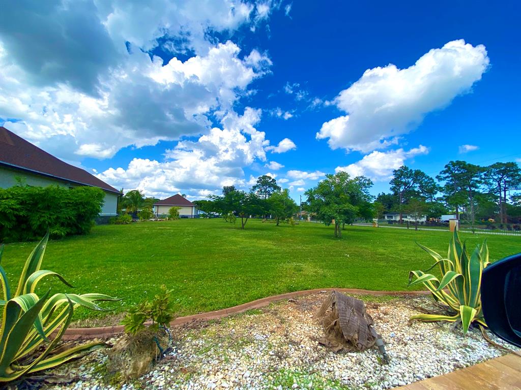 PALM BEACH FARMS CO 3 - Residential