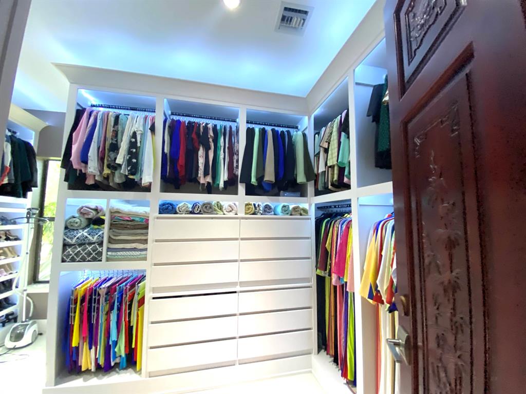 PALM BEACH FARMS CO 3 - Residential