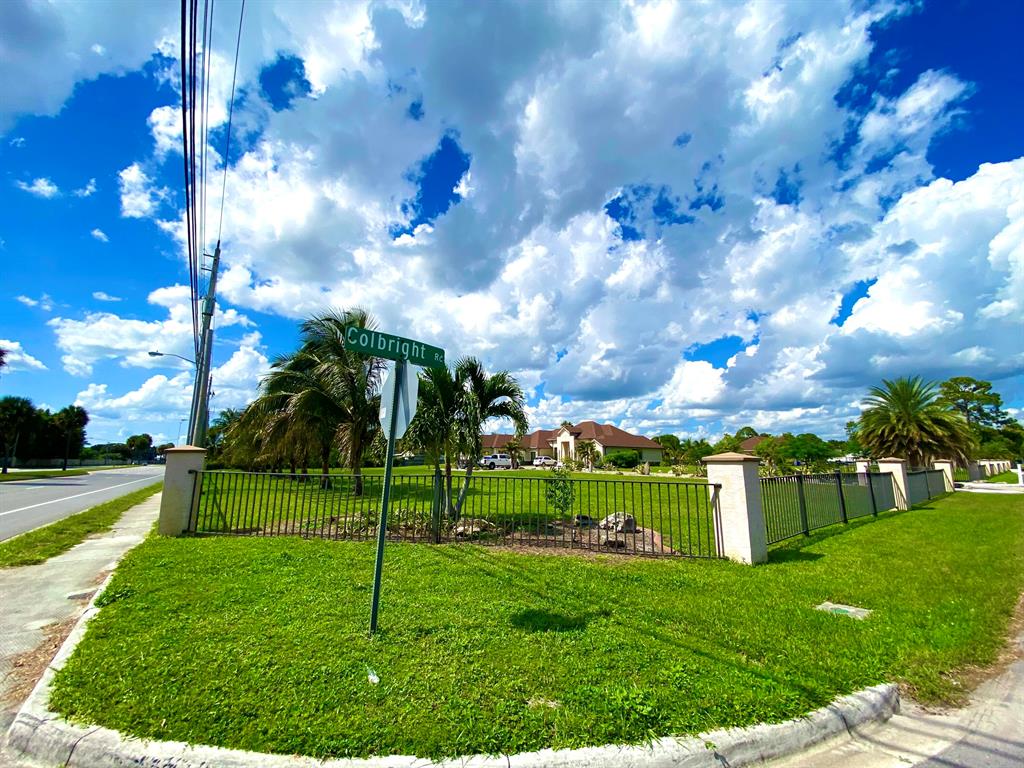 PALM BEACH FARMS CO 3 - Residential