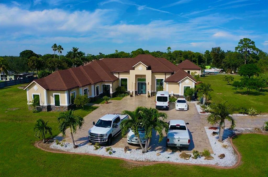 PALM BEACH FARMS CO 3 - Residential