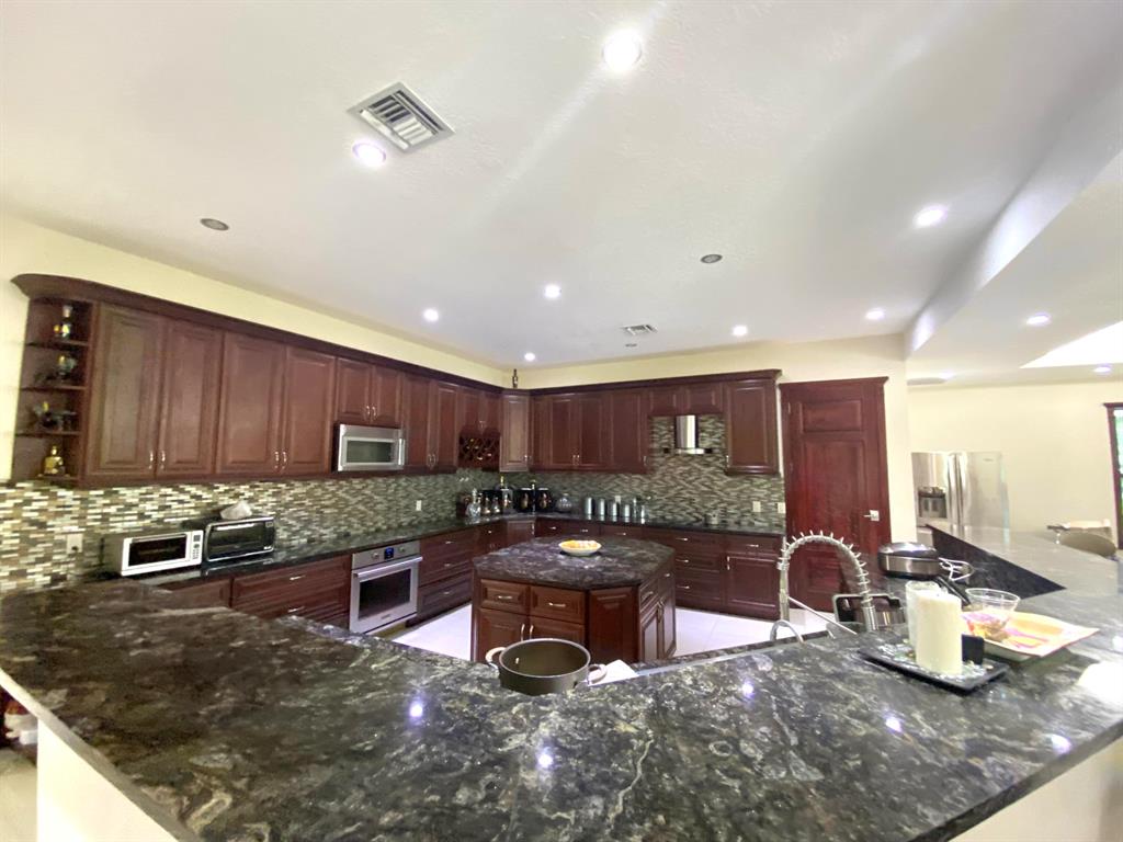 PALM BEACH FARMS CO 3 - Residential