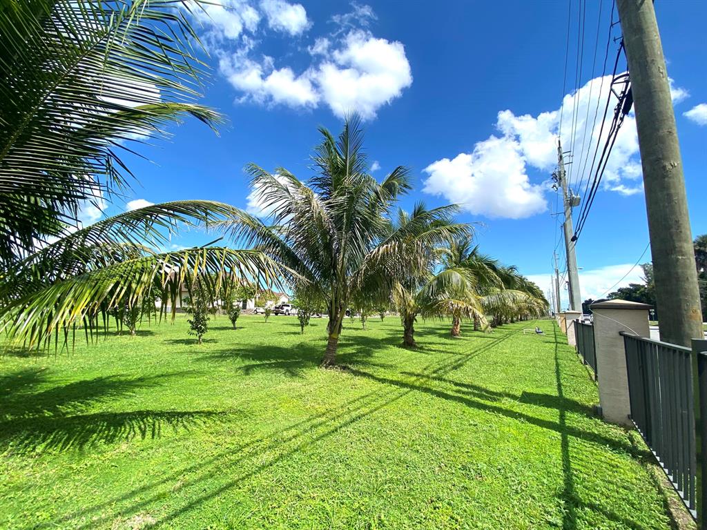 PALM BEACH FARMS CO 3 - Residential