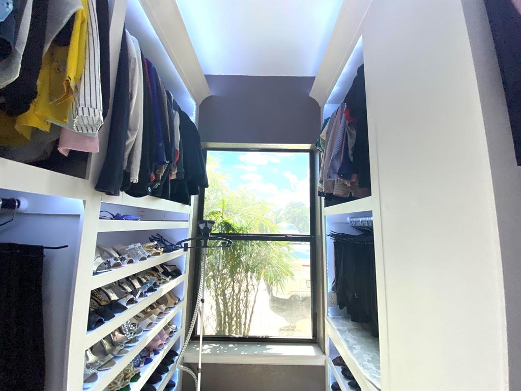 PALM BEACH FARMS CO 3 - Residential