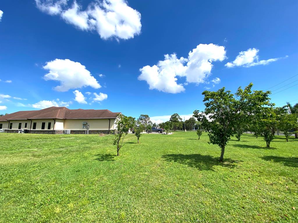 PALM BEACH FARMS CO 3 - Residential