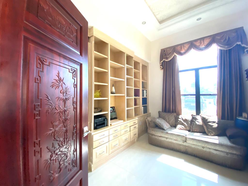 PALM BEACH FARMS CO 3 - Residential