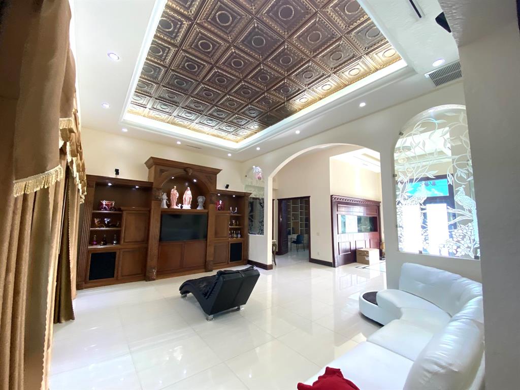 PALM BEACH FARMS CO 3 - Residential