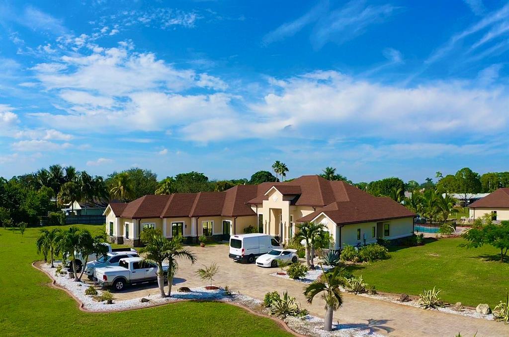 PALM BEACH FARMS CO 3 - Residential