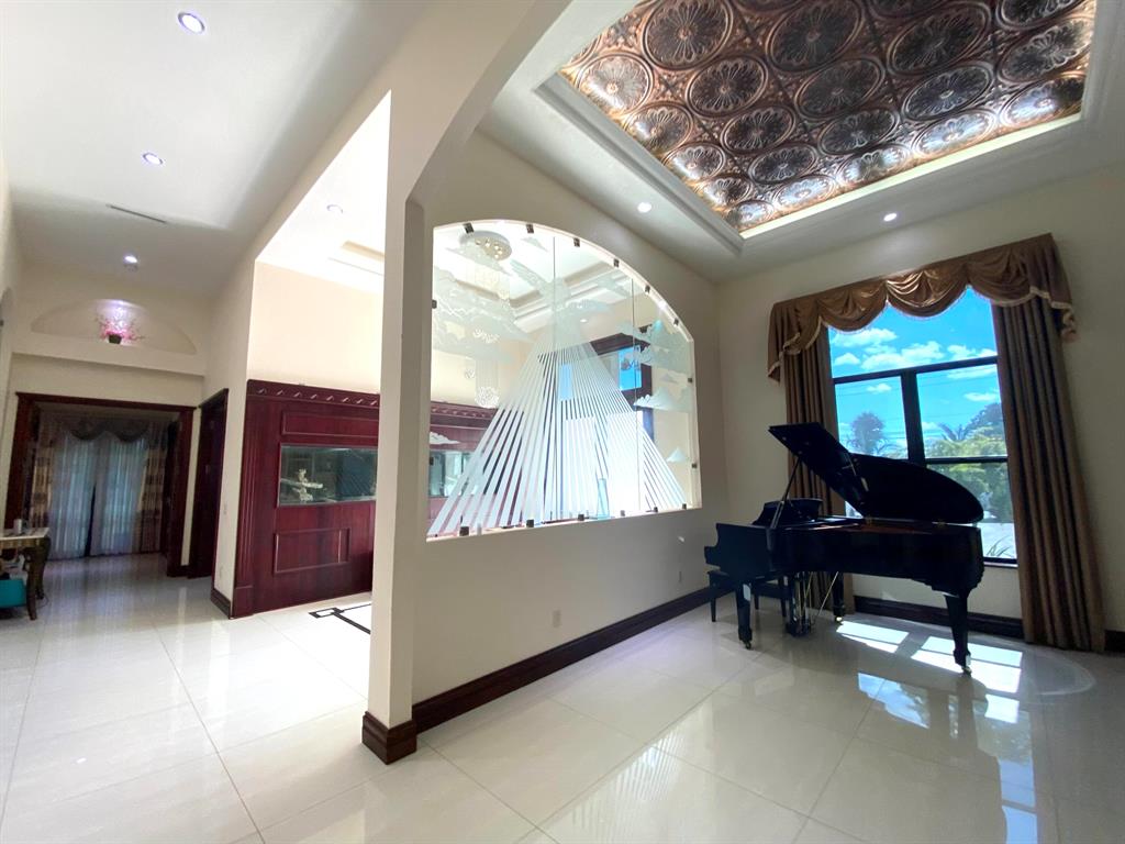 PALM BEACH FARMS CO 3 - Residential