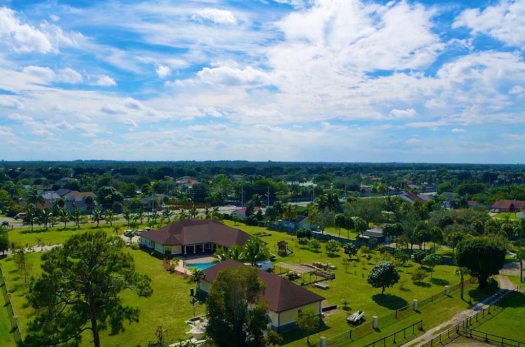 PALM BEACH FARMS CO 3 - Residential