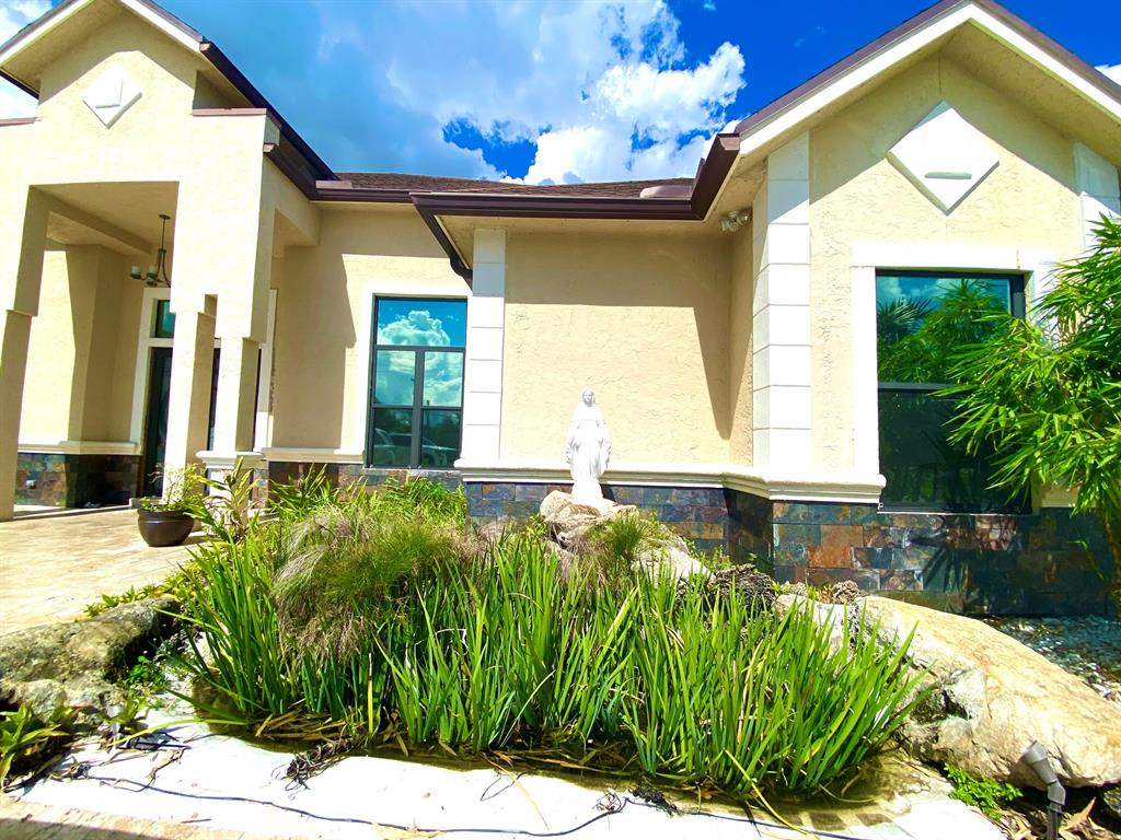 PALM BEACH FARMS CO 3 - Residential