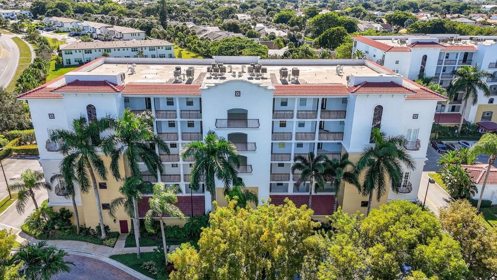 Photo of 22715 Camino Del Mar #61, Boca Raton, FL 33433 (MLS # R11144595)