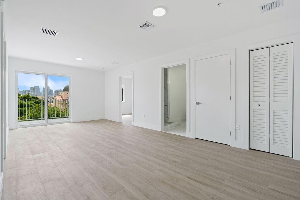 32 NW 14th Ave 3C