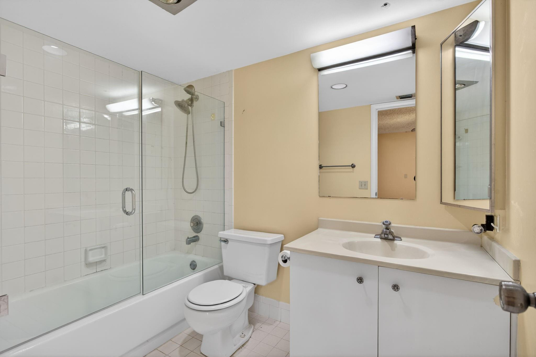 WYNMOOR VILLAGE - Residential