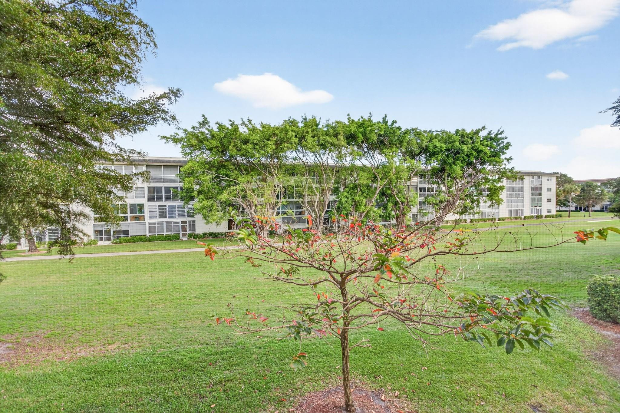 WYNMOOR VILLAGE - Residential