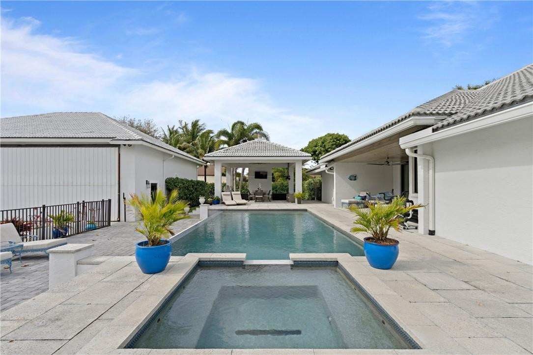 WELLINGTON AERO CLUB - Residential