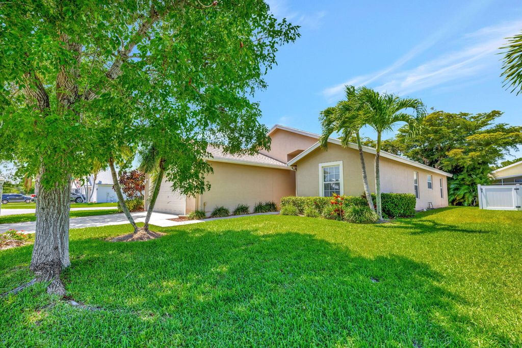 Photo of 2761 SW Riviera Road, Stuart, FL 34997 (MLS # R10992357)