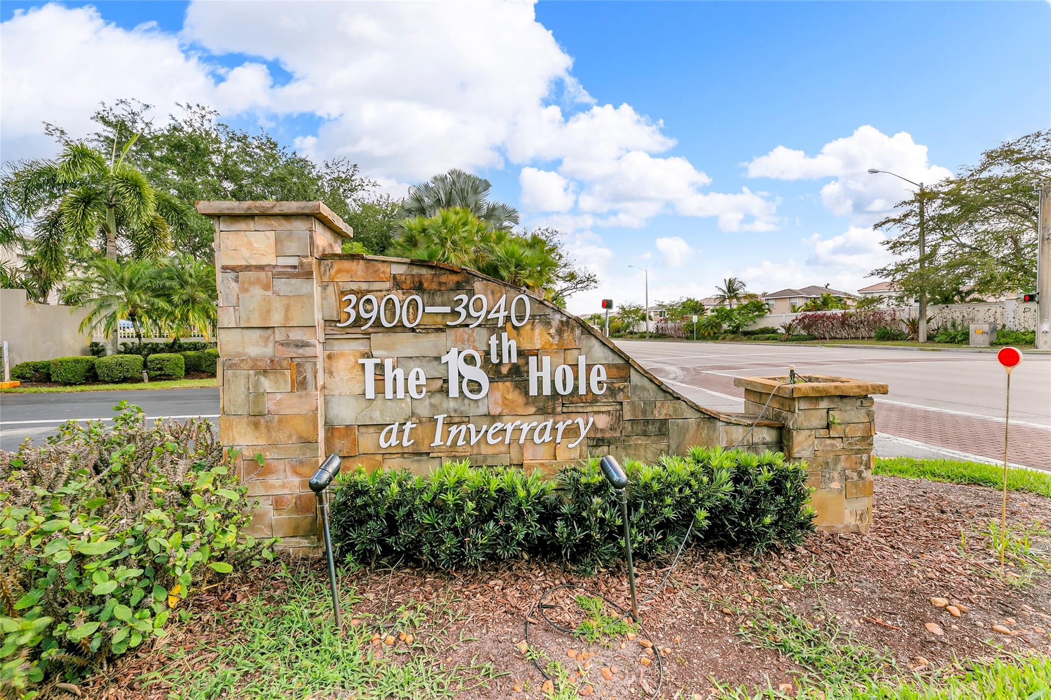 3940 Inverrary Blvd 806-A