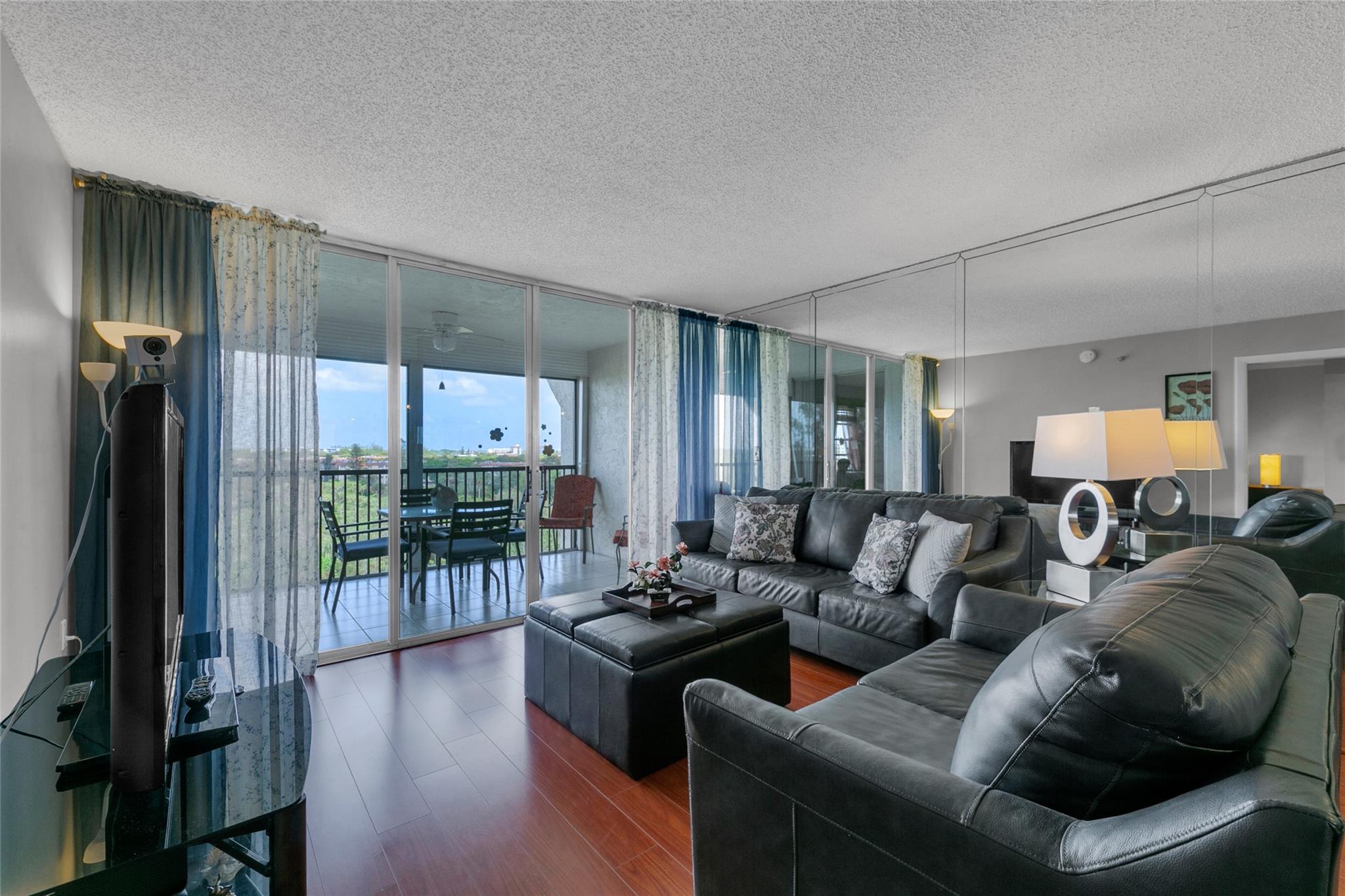 3940 Inverrary Blvd 806-A