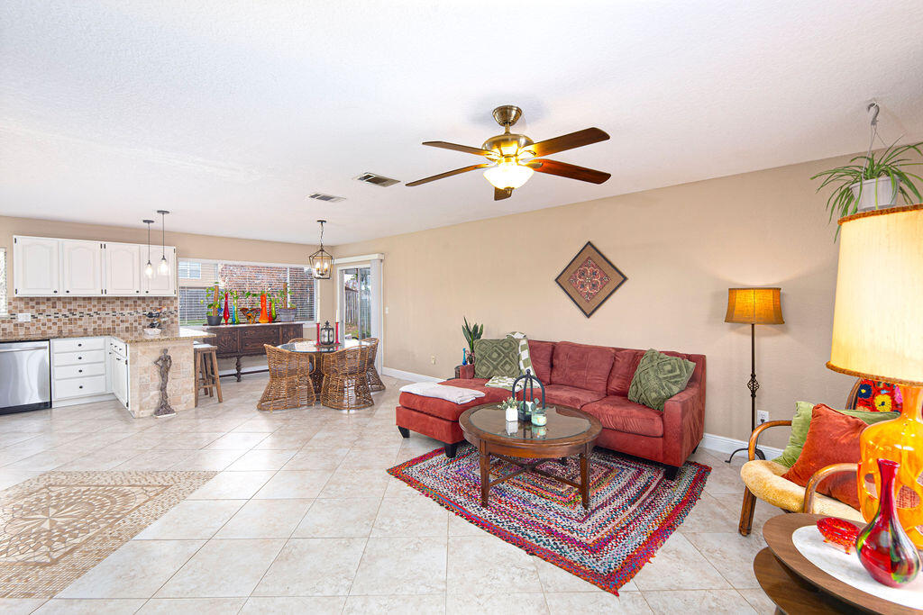 PORT ST LUCIE SECTION 18 - Residential