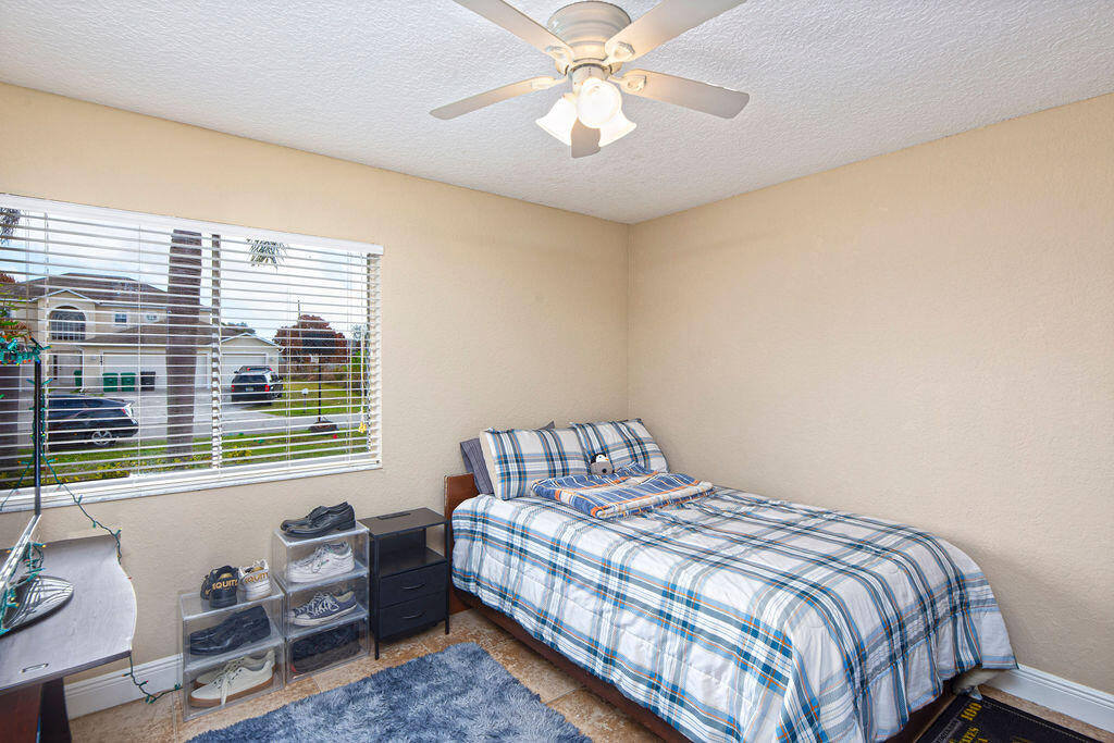 PORT ST LUCIE SECTION 18 - Residential