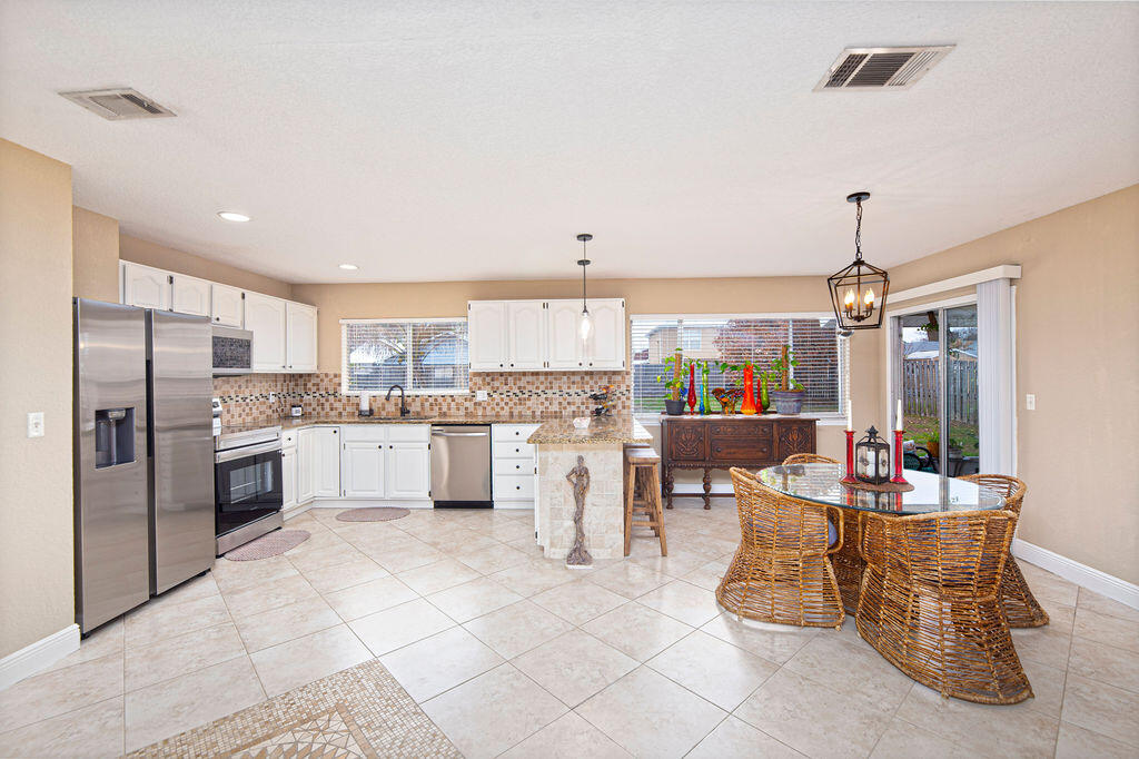 PORT ST LUCIE SECTION 18 - Residential