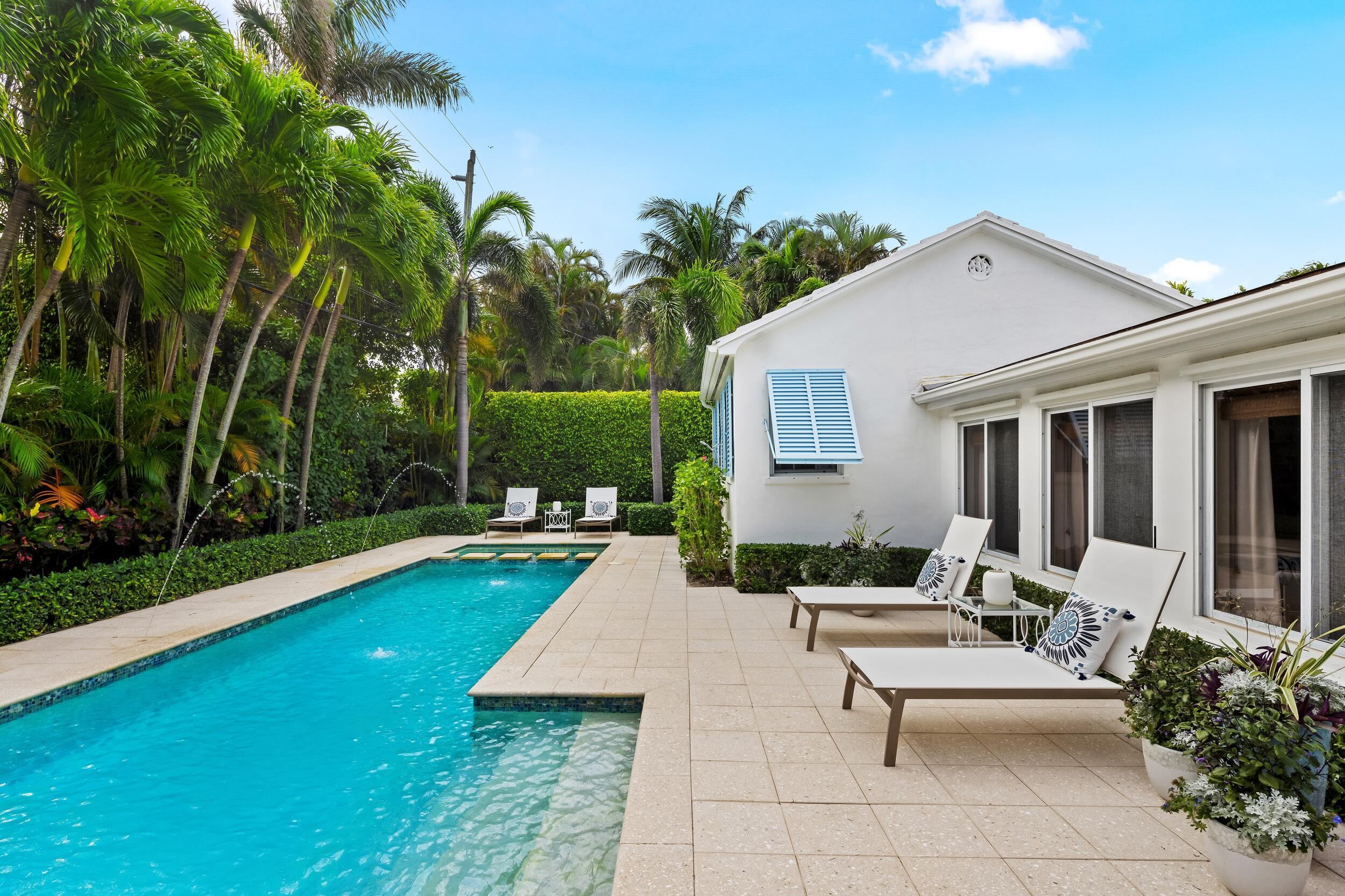 JAMAICA LANE IN - Residential