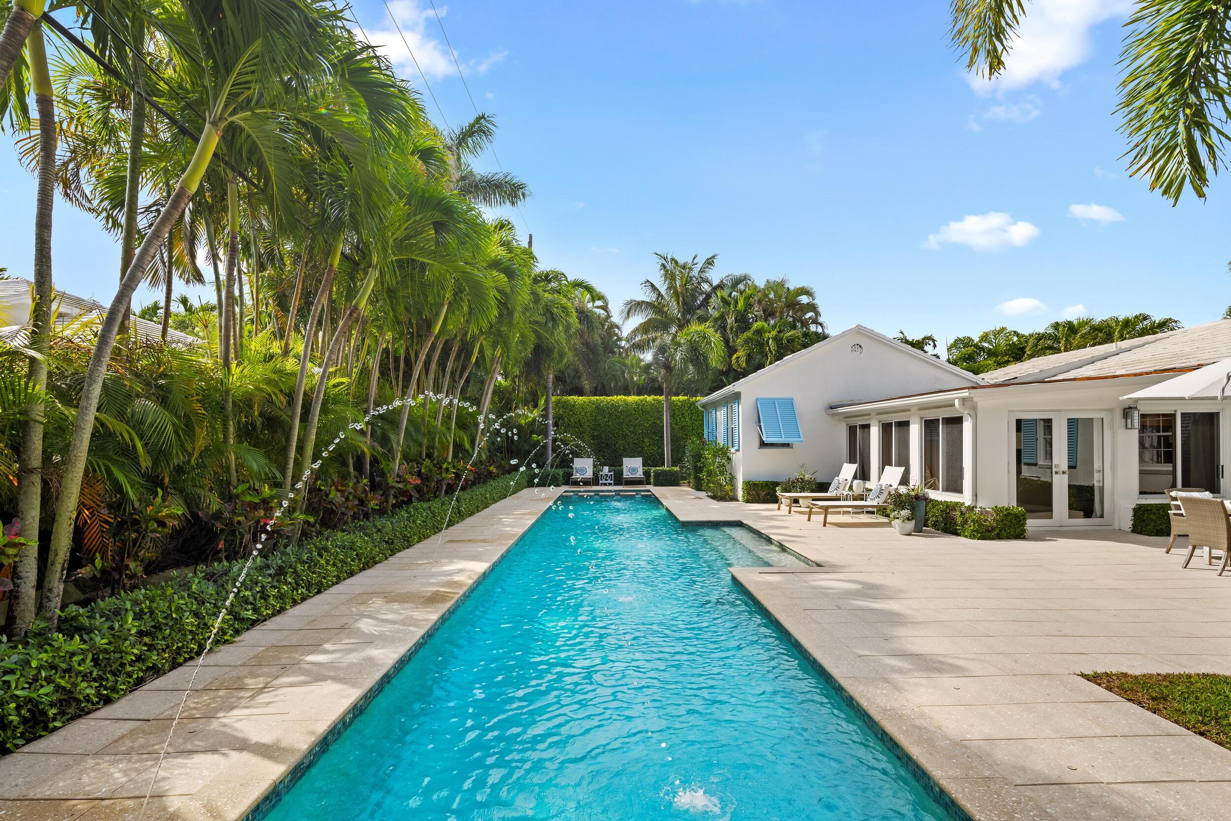 JAMAICA LANE IN - Residential