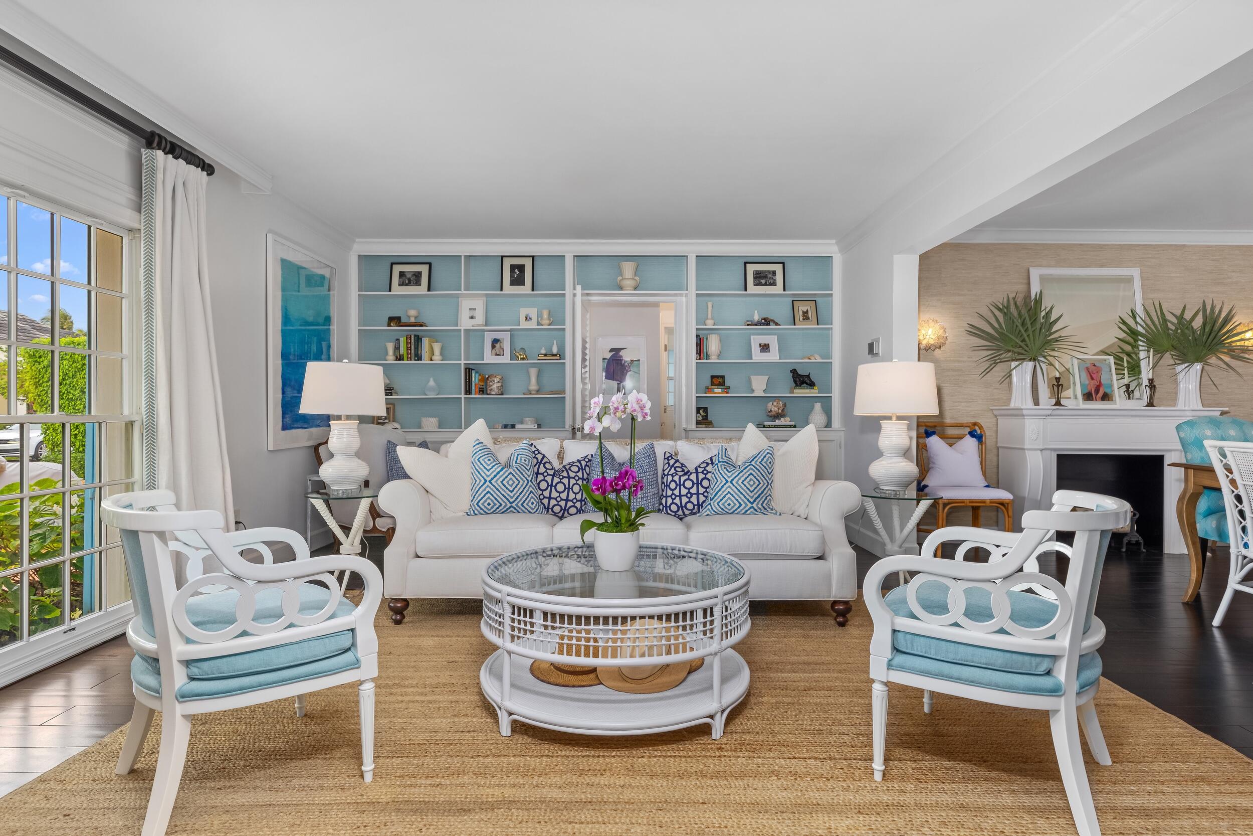 JAMAICA LANE IN - Residential