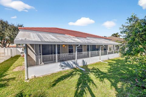 Tiny photo for 6778 Las Colinas Street, Lake Worth, FL 33463 (MLS # R11167067)