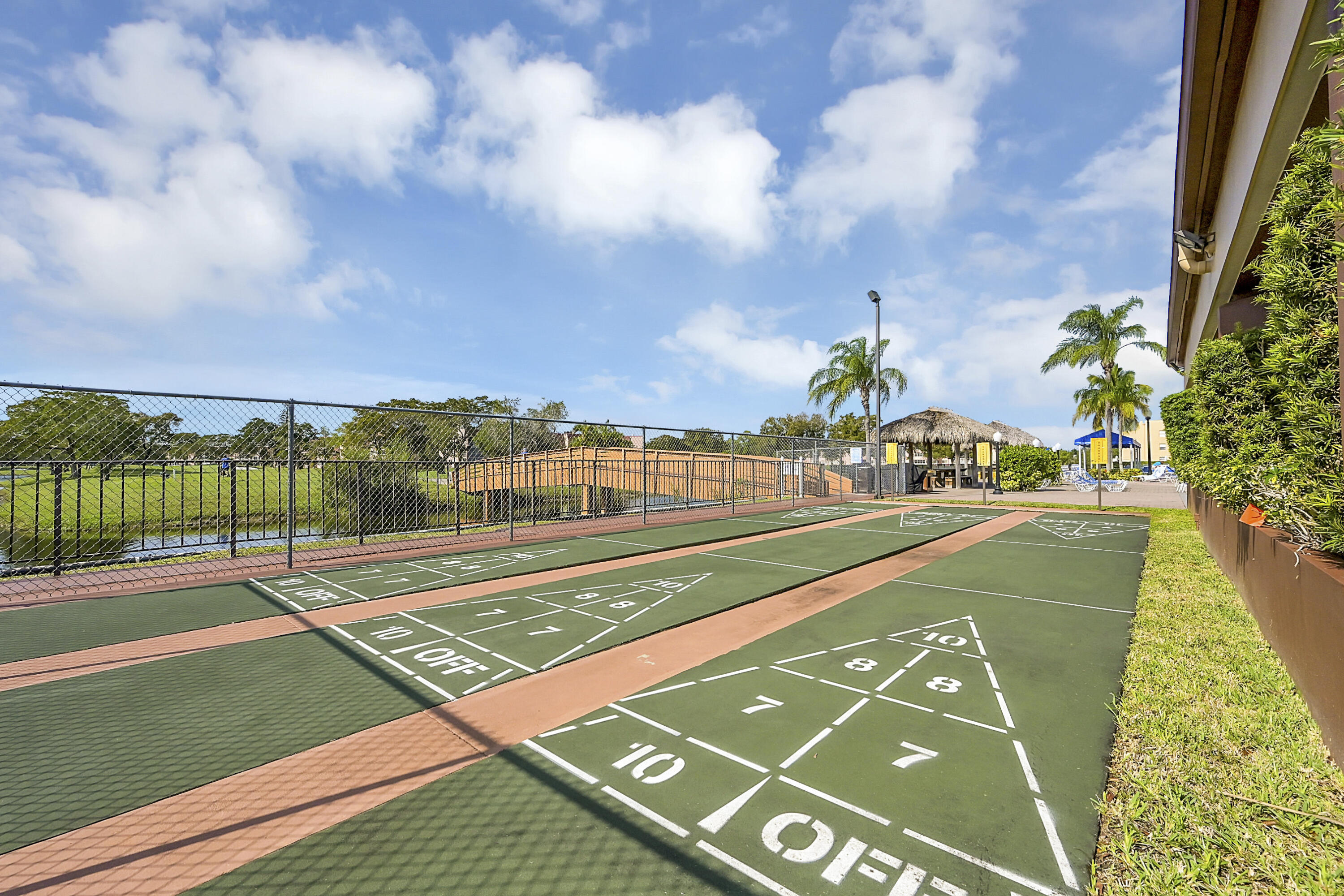 Sunrise Lakes Phase III - Residential