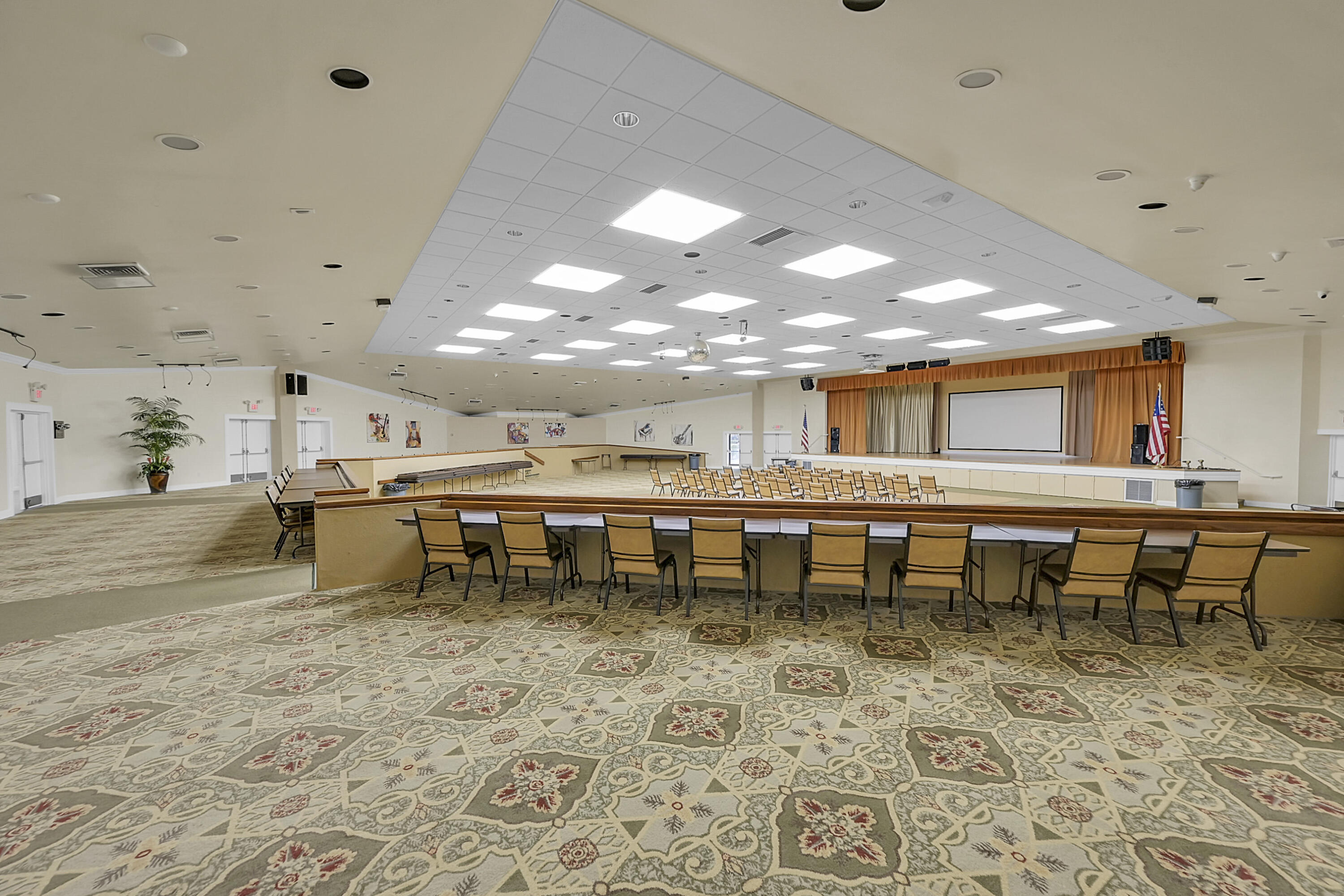 Sunrise Lakes Phase III - Residential