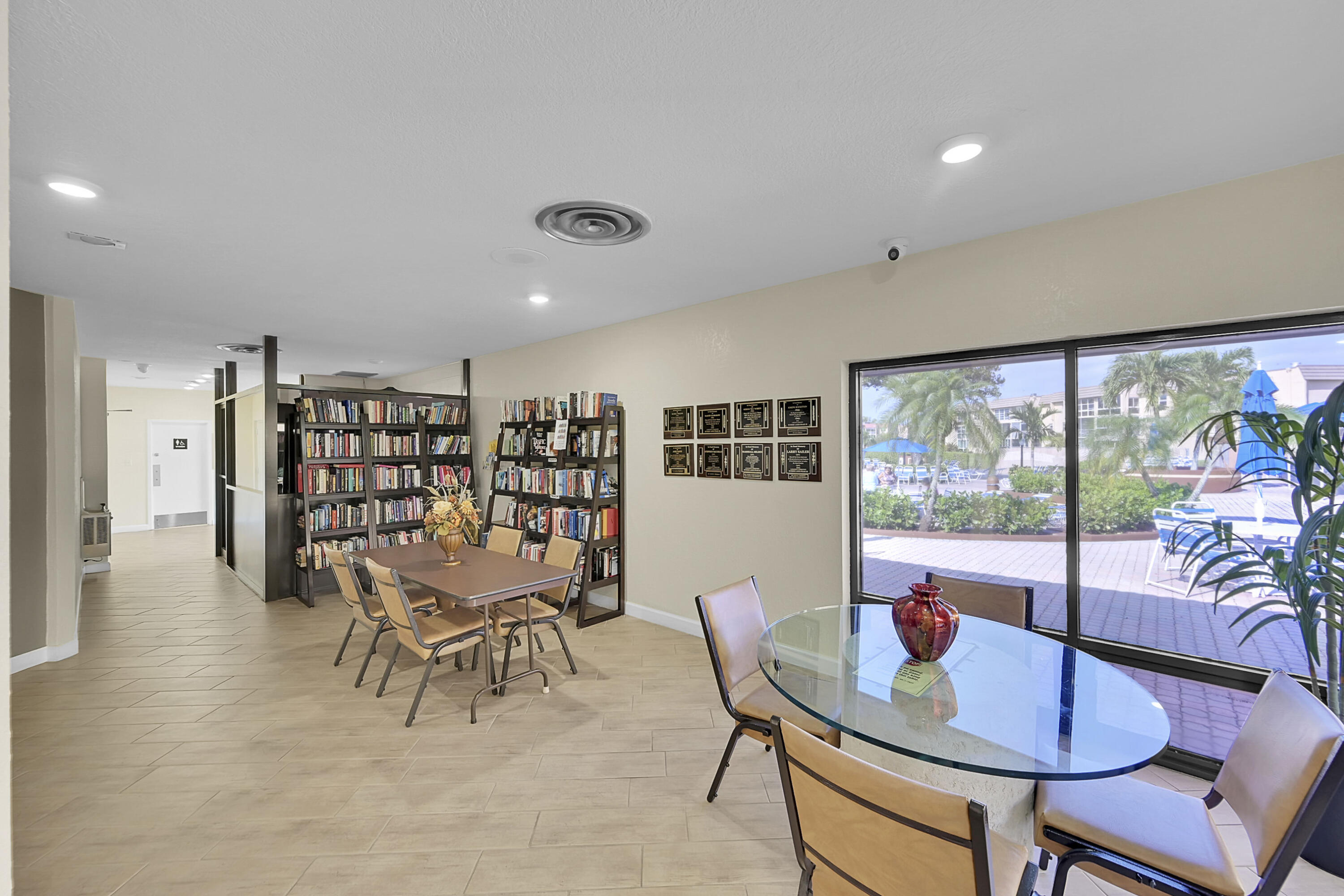 Sunrise Lakes Phase III - Residential