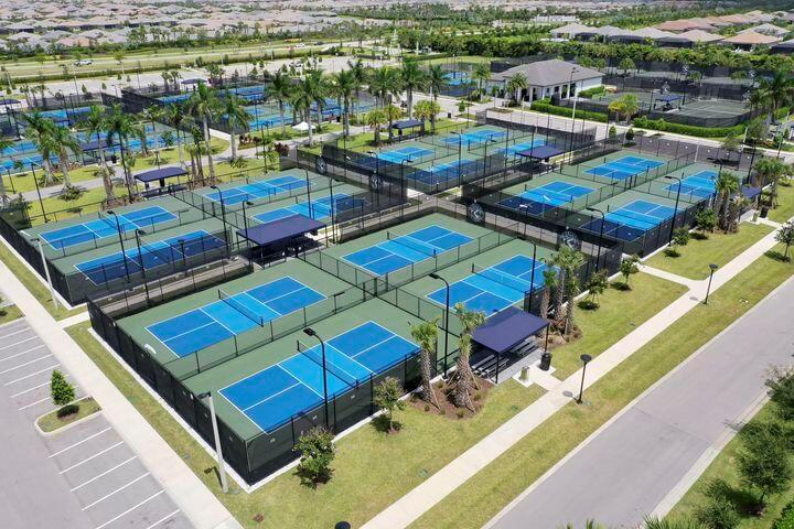 Valencia Walk at Riverlan - Residential