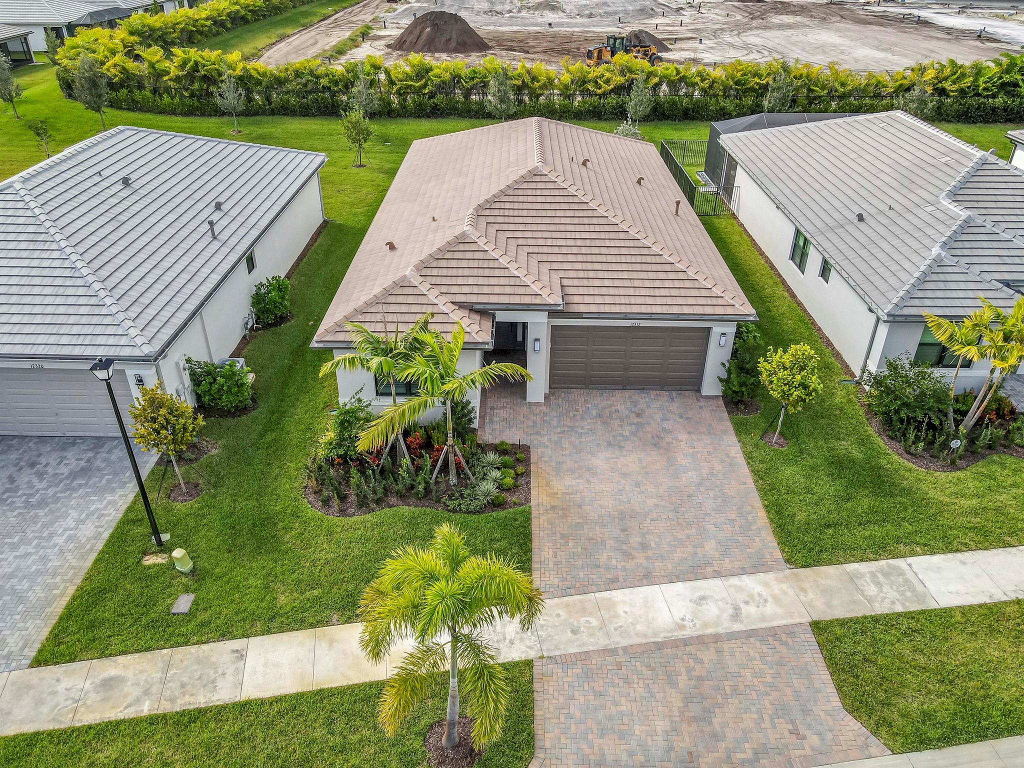 Valencia Walk at Riverlan - Residential