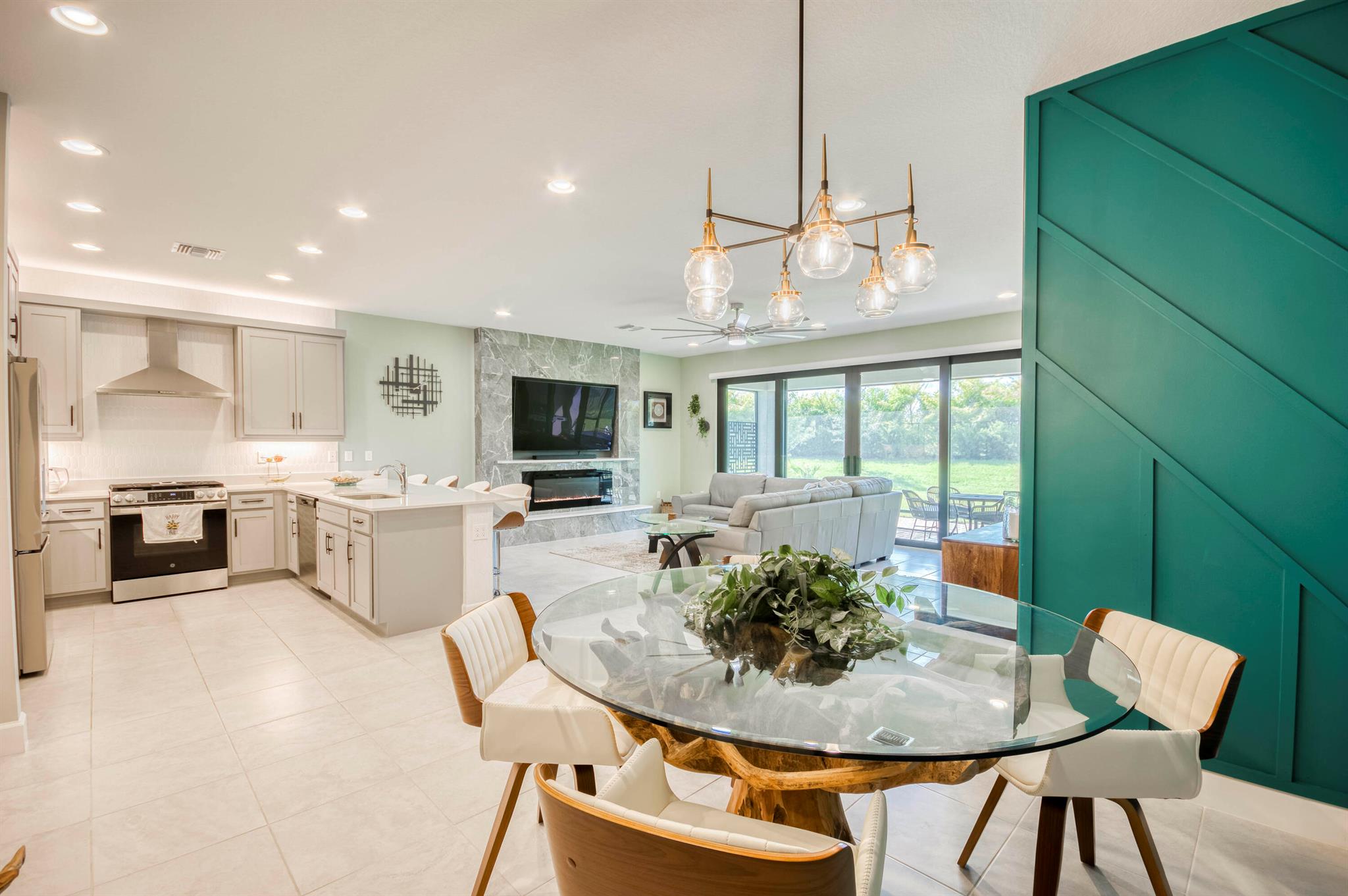 Valencia Walk at Riverlan - Residential