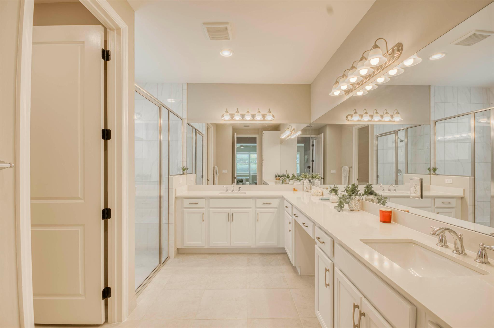 Valencia Walk at Riverlan - Residential