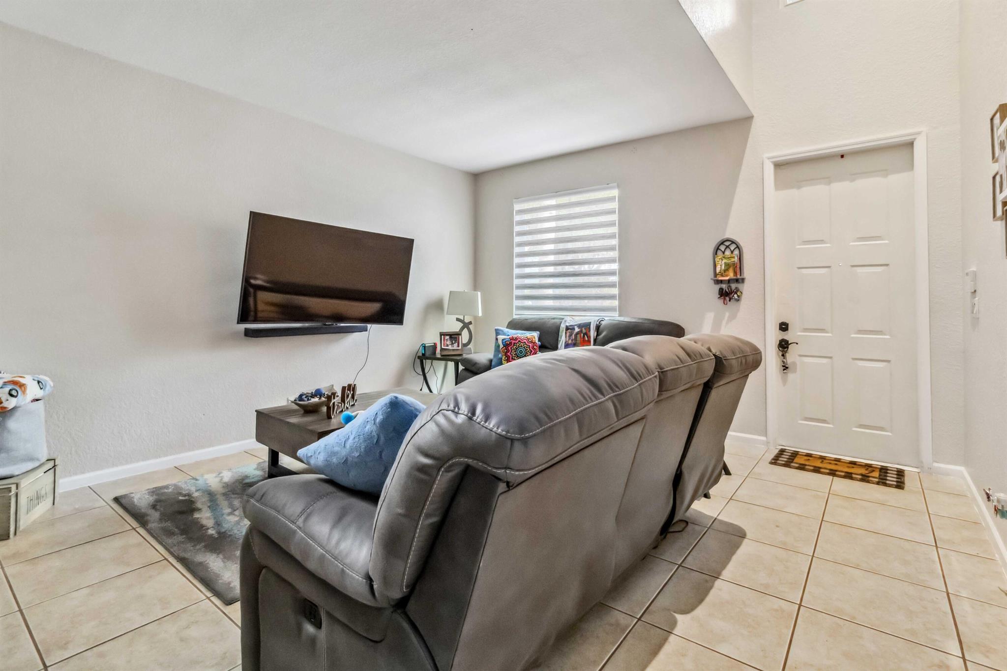 4122 Winnipeg Way