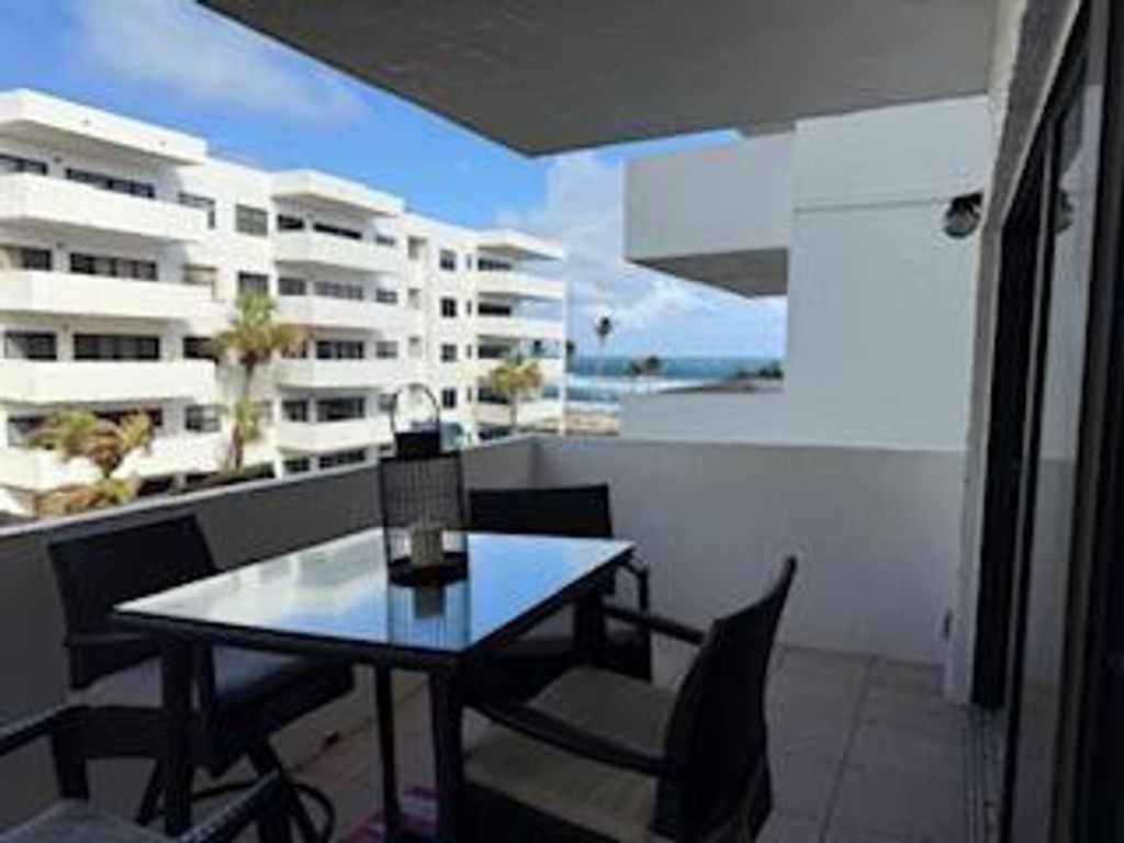 Photo of 330 SE 20th Avenue #306, Deerfield Beach, FL 33441 (MLS # B26021302)