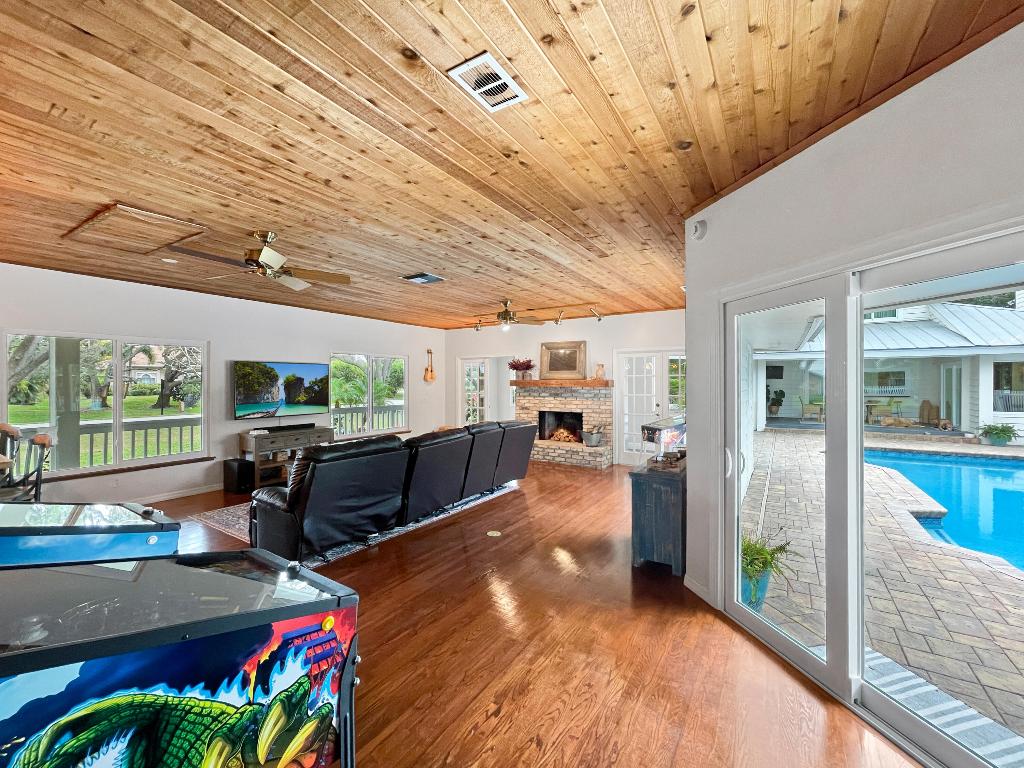 Crane Creek - Residential