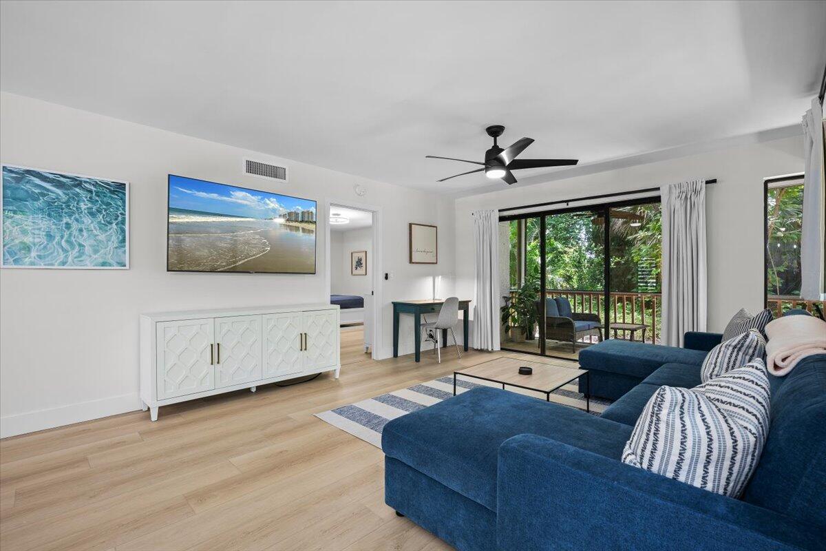 221 Brackenwood Terrace