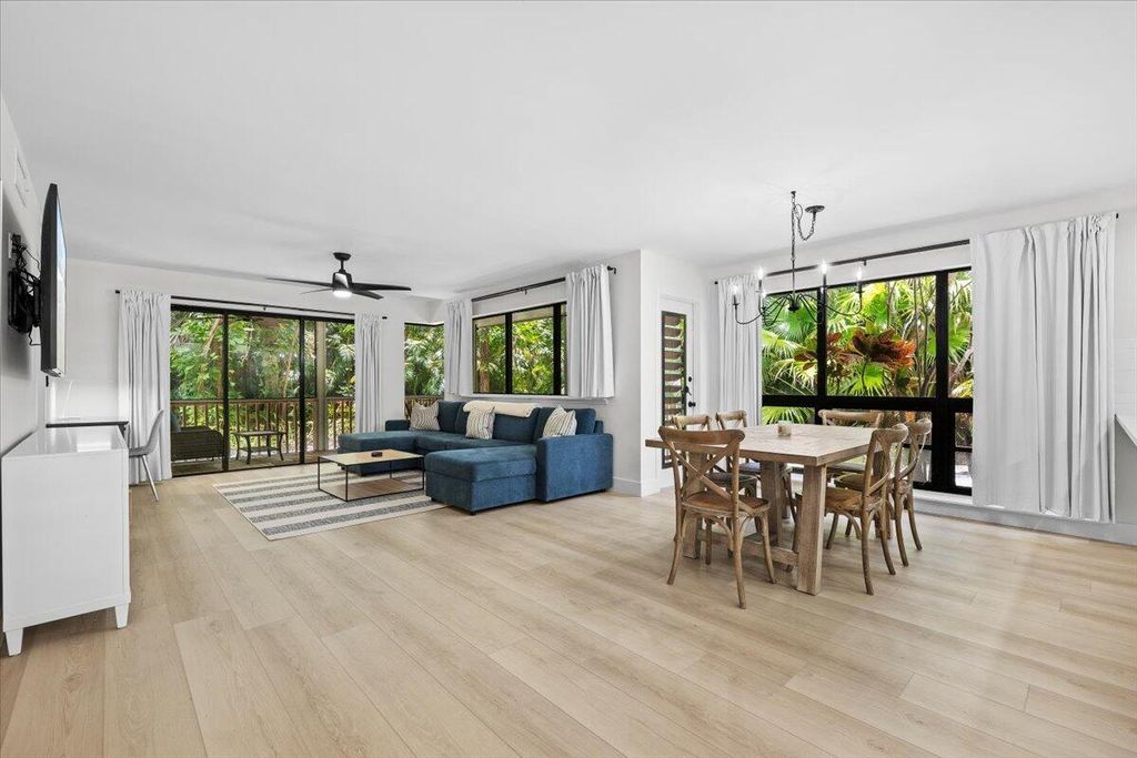 Photo of 221 Brackenwood Terrace, Palm Beach Gardens, FL 33418 (MLS # B26053153)