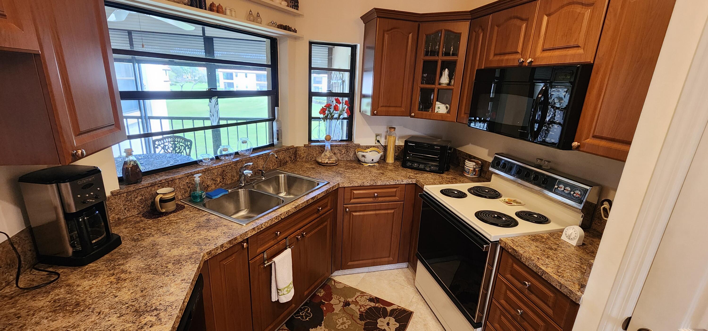 COVES AT PARKWALK COND A THRU N - Residential