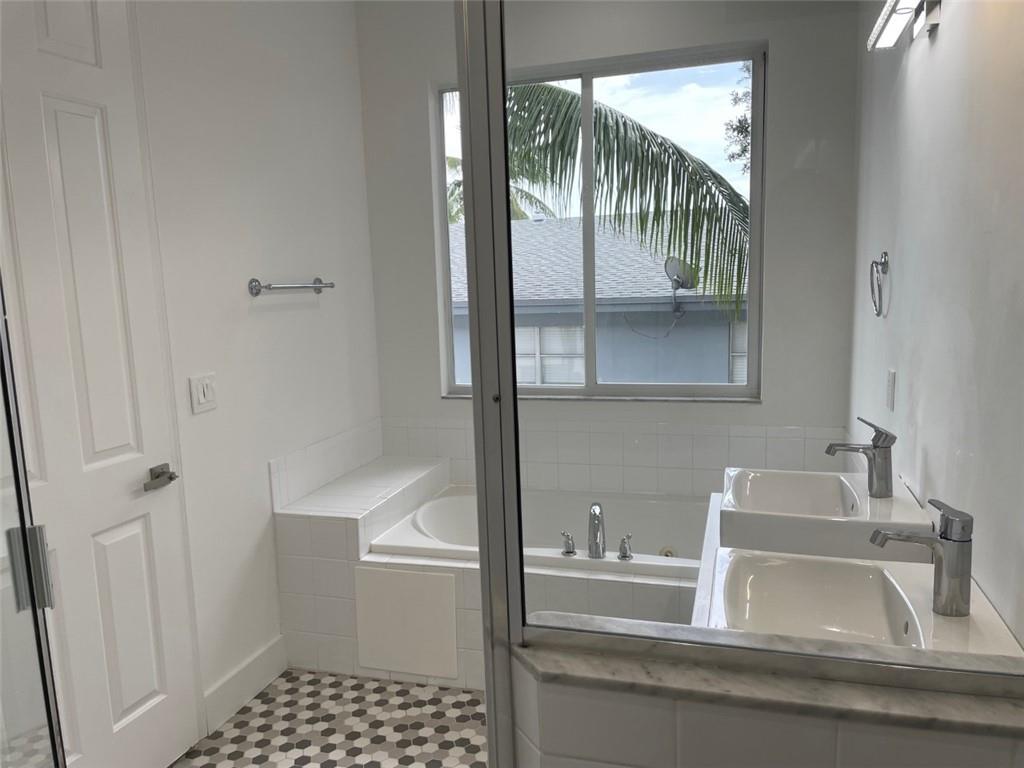 Atlantic East - Residential