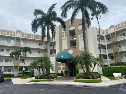 7611 Southampton Ter Unit 107, Tamarac, FL MLS: F10444735