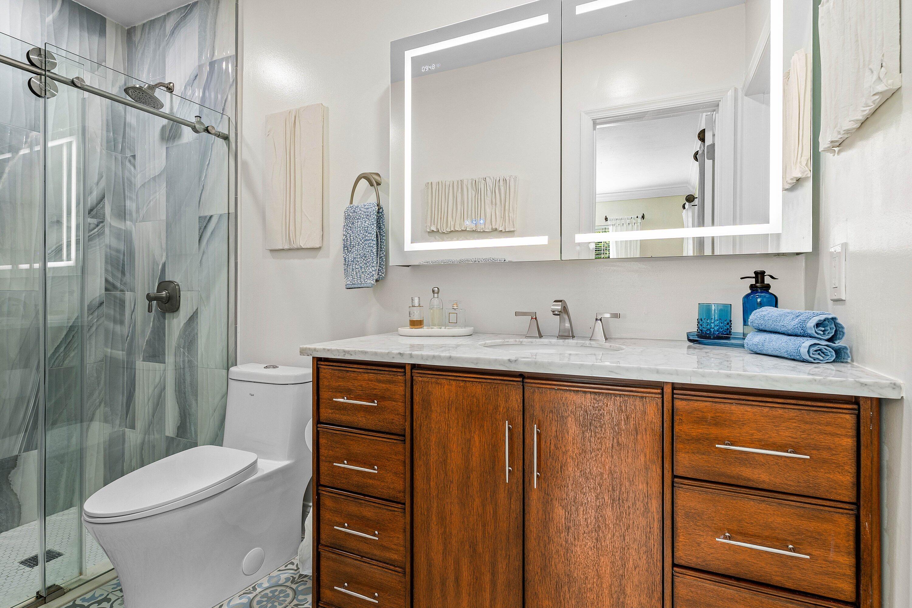 HILLSBORO HEIGHTS - Residential