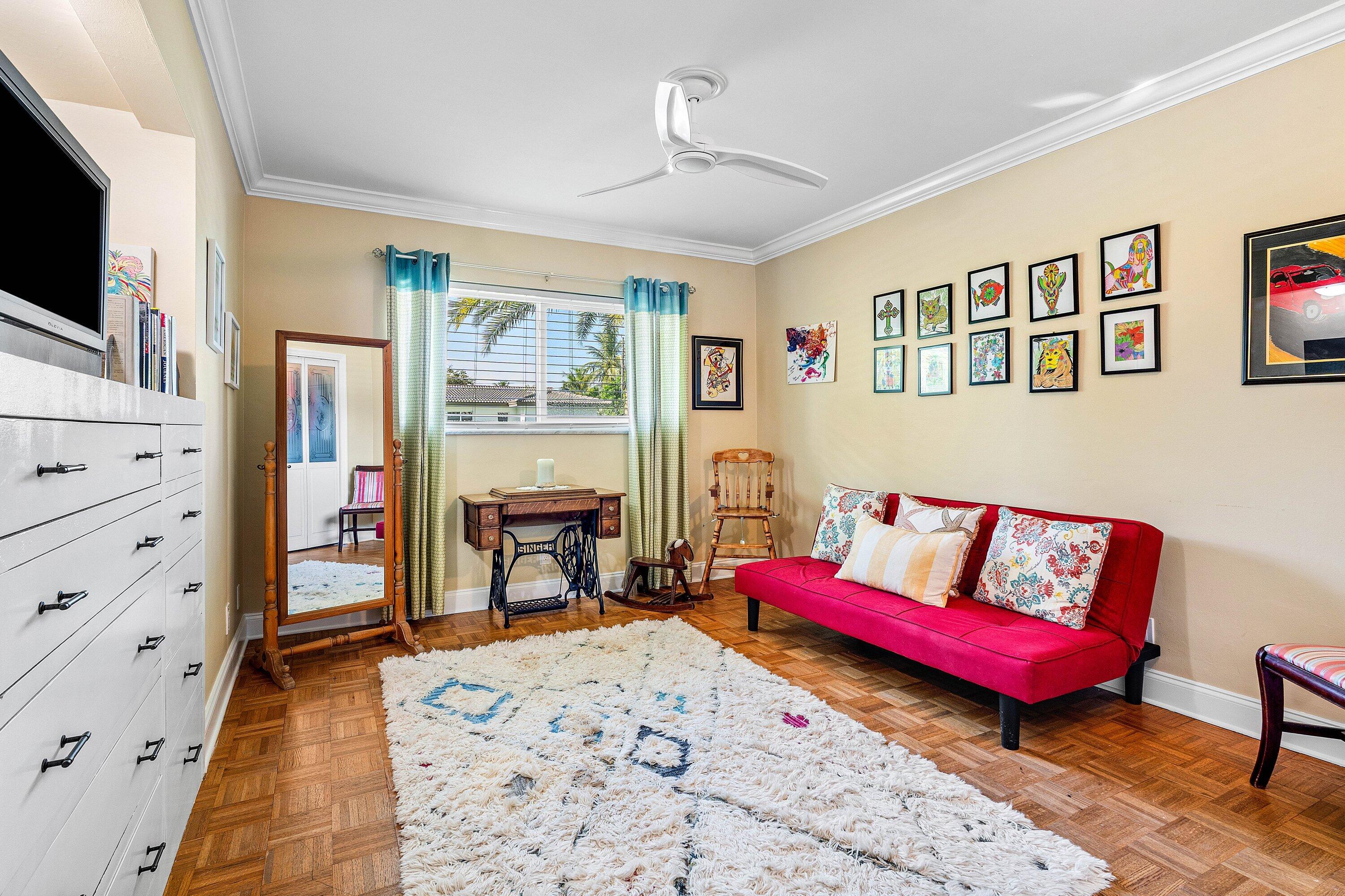 HILLSBORO HEIGHTS - Residential